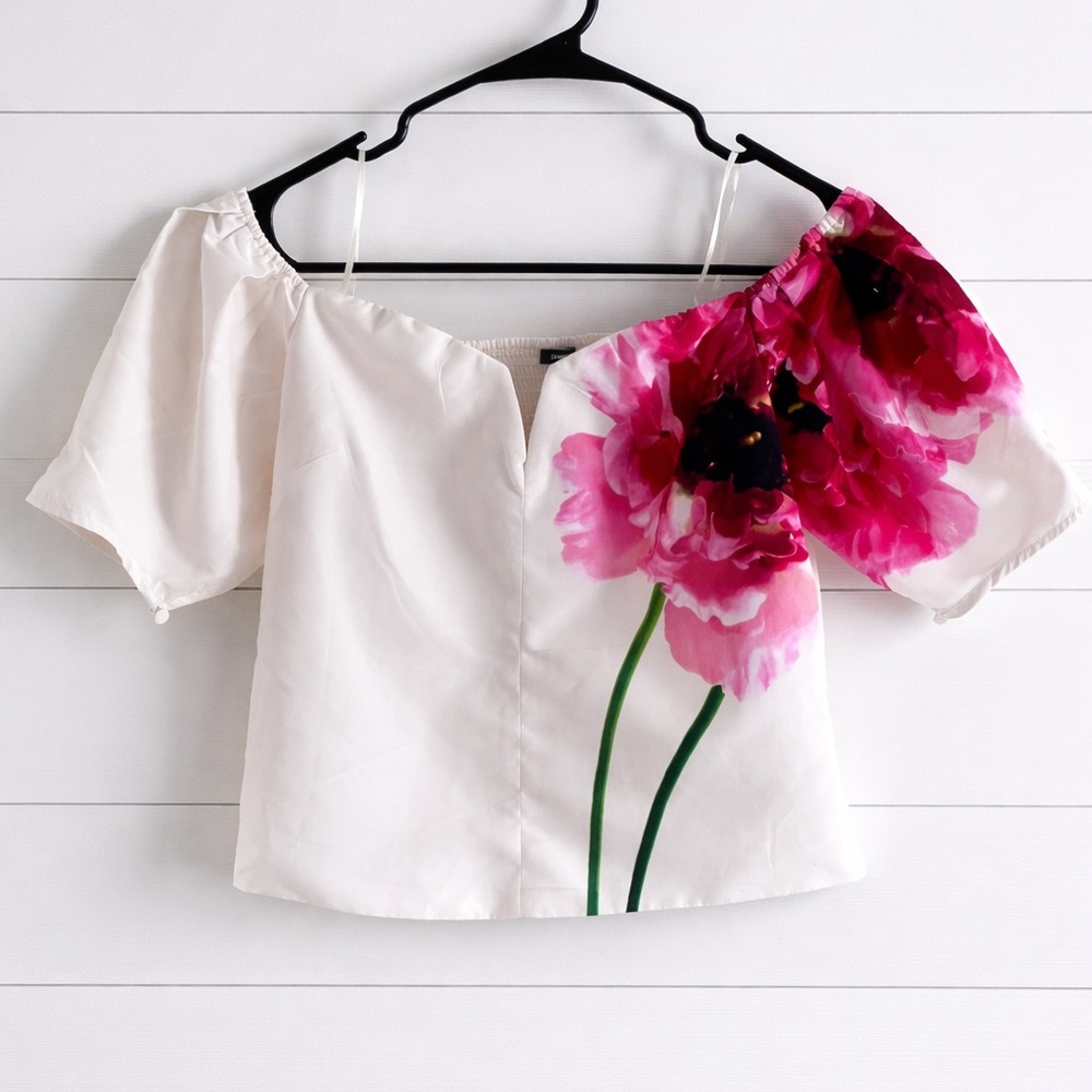 NWT Express top sz small